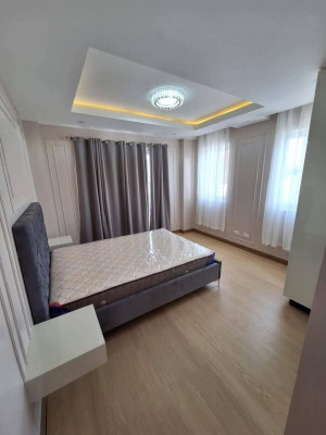 House and lot for sale at Southforbes