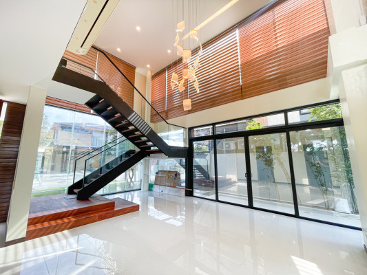 Sophisticated Modern Tropical House in The Enclave Alabang, Muntinlupa