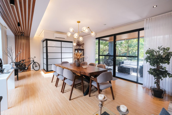 Sensational 5-Bedroom House and Lot for Sale in Southbay Gardens