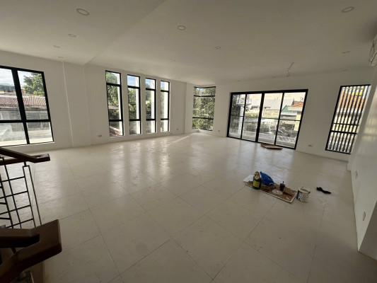 Secure this Preselling Modern House in Sta. Mesa Heights, Quezon City