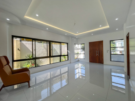 3 Storey Modern House and Lot for Sale in Filinvest 2 Subdivision