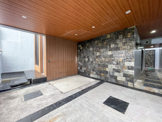 Remarkable Modern Contemporary House and Lot in Greenwoods Executive Village