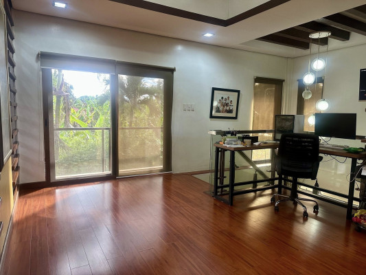 Astonishing 5-Bedroom House and Lot for Sale in Silang, Cavite