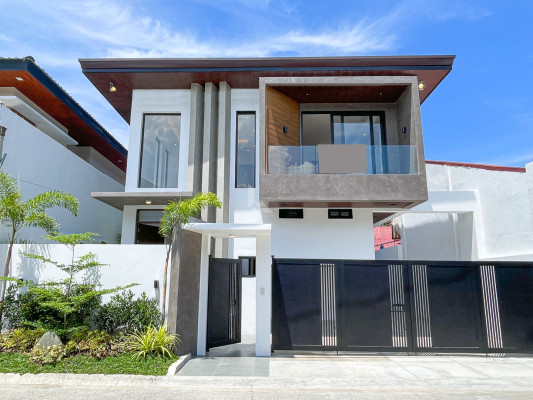 Notable Modern Contemporary House and Lot For Sale