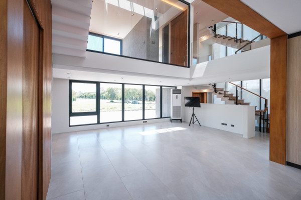 House and Lot for Sale in Alabang West Village