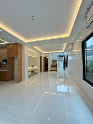 Brand New Modern House for Sale