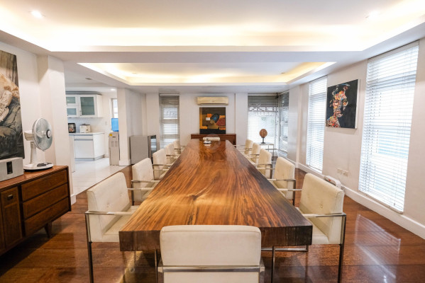 Discover this Sleek 6-Bedroom House in White Plains, Quezon City