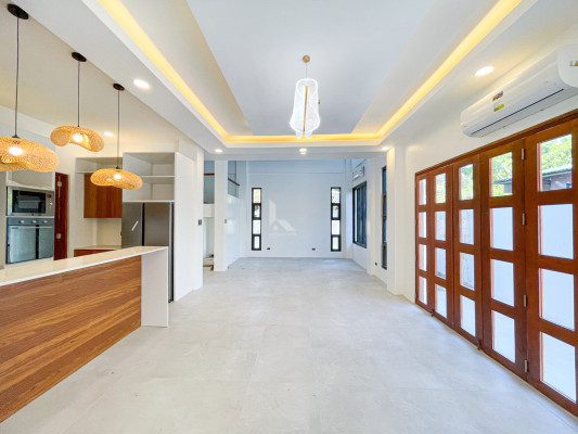 Stylish Modern Contemporary House and Lot For Sale