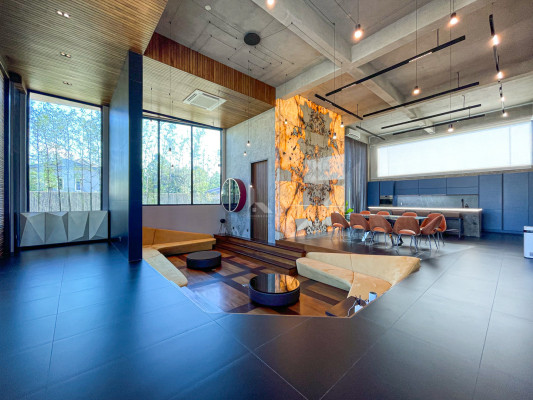 Luxurious Fully Furnished Modern House and Lot For Sale