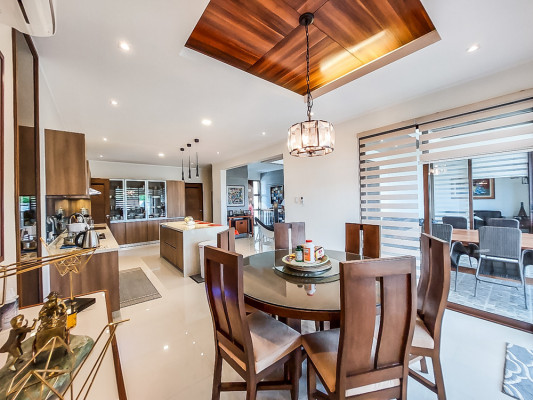 Unwind in this 2-Storey Modern Tropical Corner House and Lot For Sale