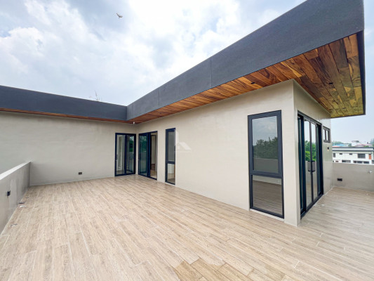 Sophisticated Modern Contemporary House and Lot For Sale