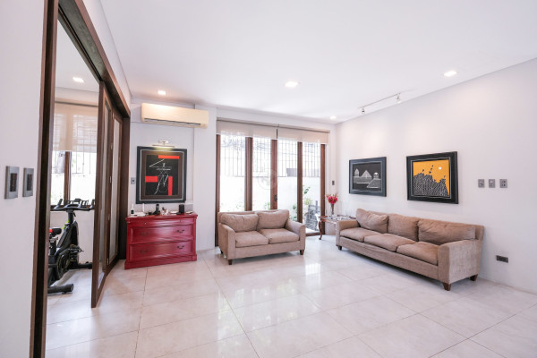 Enchanting 4-Bedroom House and Lot for Sale