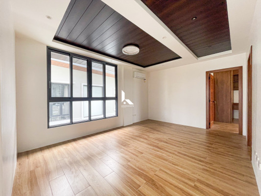 Remarkable Modern Contemporary House and Lot