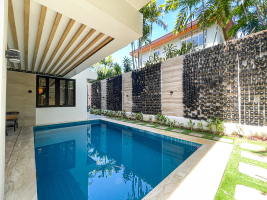 Sophisticated Modern Contemporary House and Lot For Sale