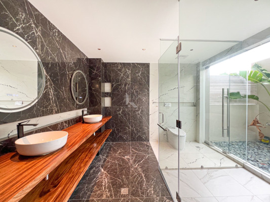 Sophisticated Modern Contemporary House and Lot For Sale