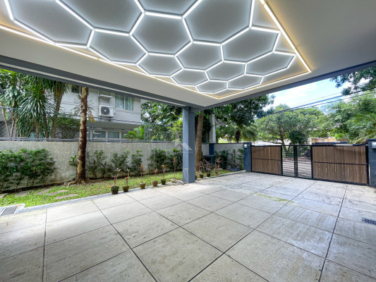 Fully Furnished Modern Smart Home in Ayala Alabang Village