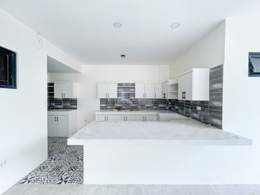 Notable Modern Contemporary House and Lot in Havila Township