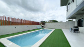 Remarkable modern concrete home for sale located in Sun Valley Estates