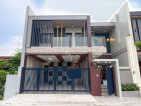 Sophisticated Modern Contemporary House and Lot