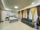 FOR SALE MODERN ELEGANT RETIREMENT HOME WITH SPACEOUS BACKYARD NEAR THE VALLEYS