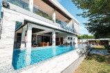 Own this Fabulous 4-Bedroom House in Manila Southwoods Estate
