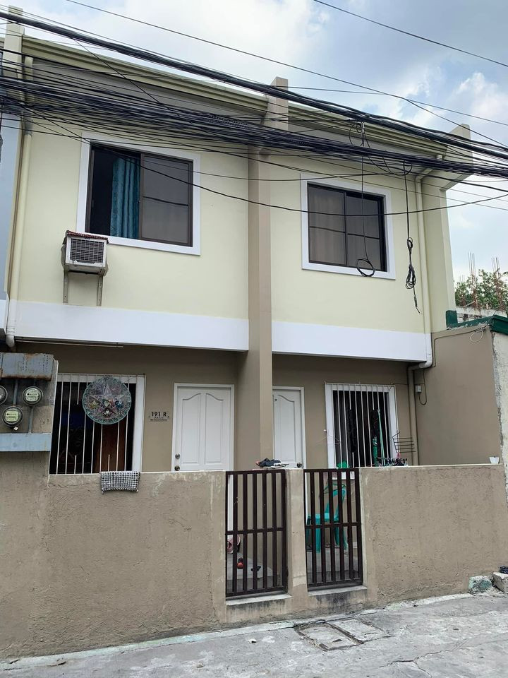 2 Bedroom Apartment for rent pet friendly.