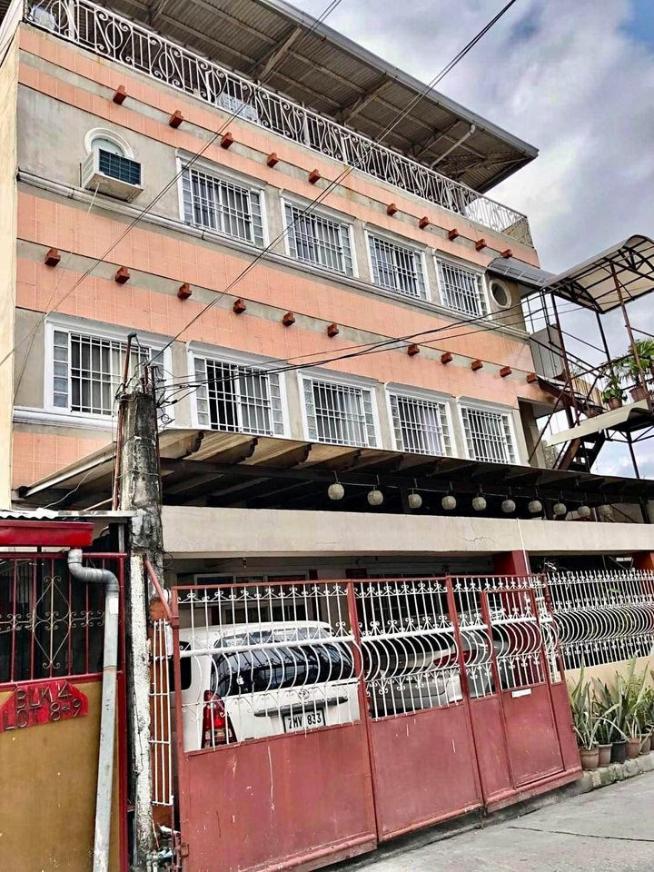 Room for Rent Near UP Diliman and UP-Ayala Technohub