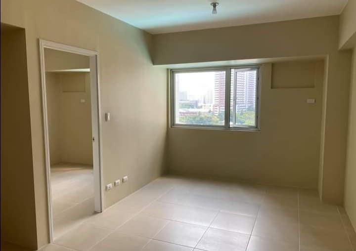 Tower 3 - 4th Floor Avida Towers Prime Taft Ave Brgy. 34 Zone 3 Pasay City 1300