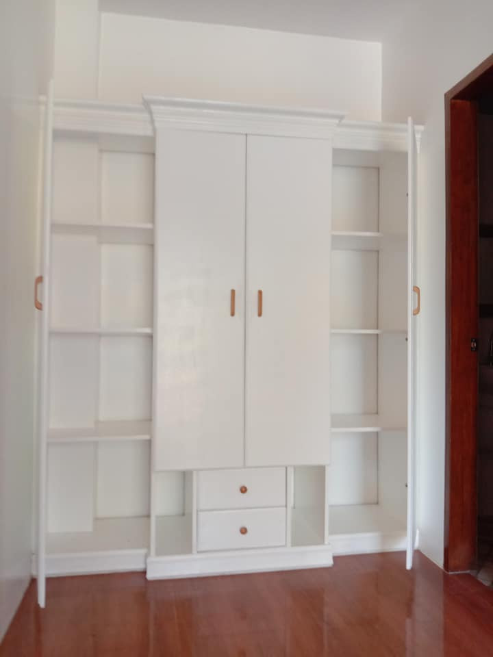 Gallery 4