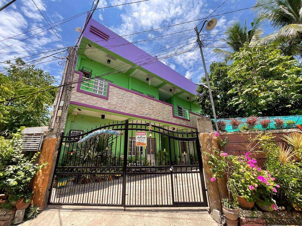 2 Bedrooms Apartment "STRICTLY NO PETS ALLOWED"