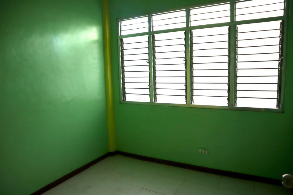 Gallery 4