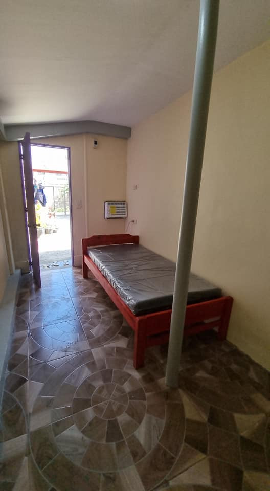 Aircon room for rent