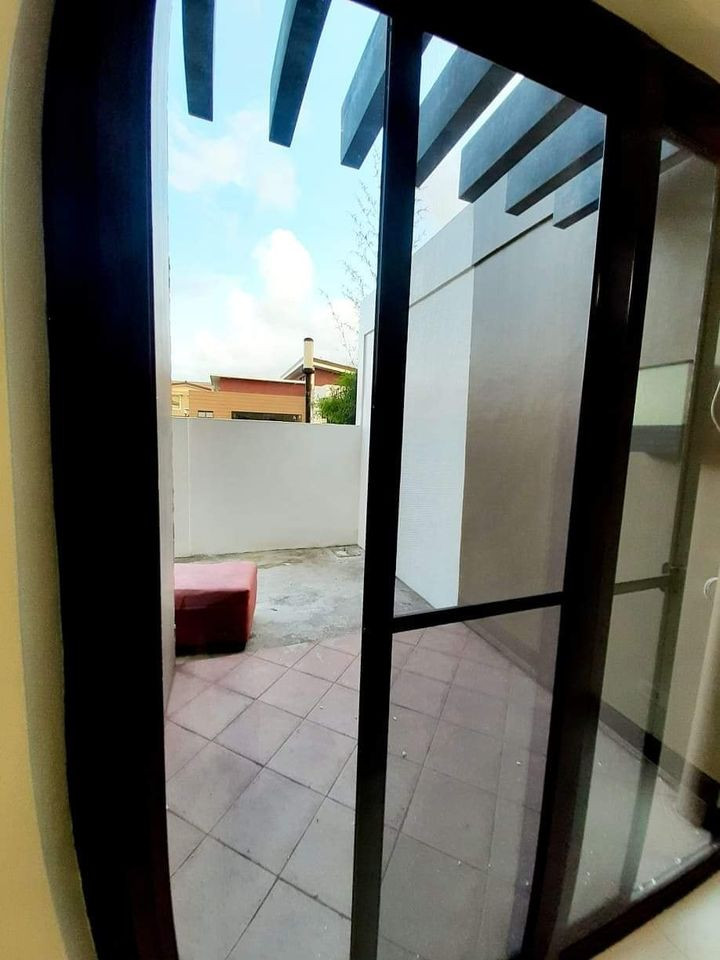 Gallery 3