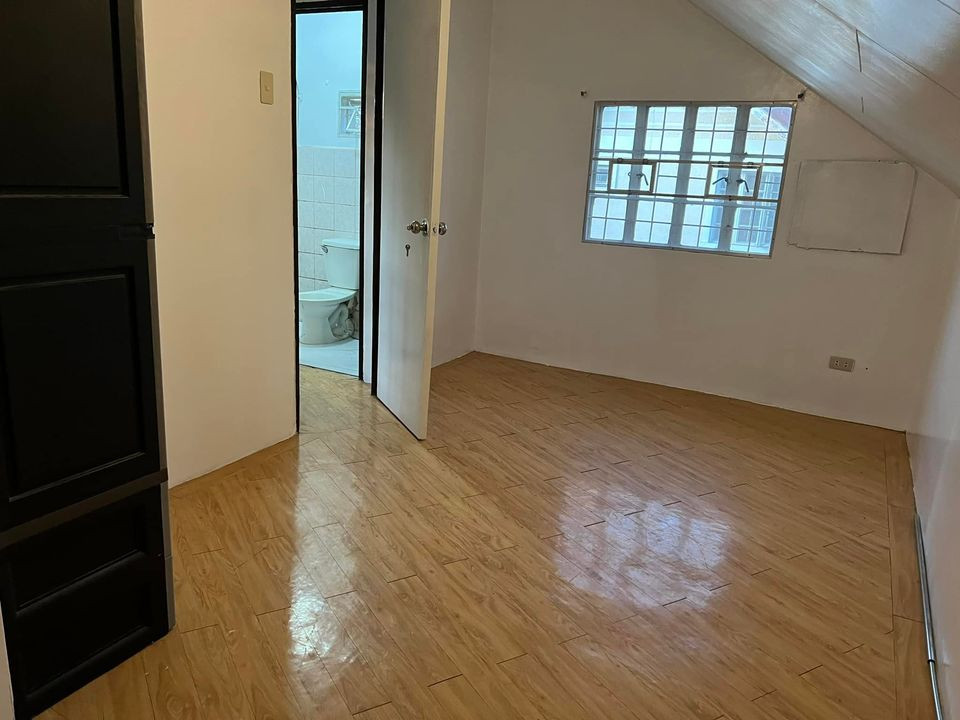 Gallery 5
