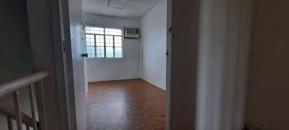 Gallery 5