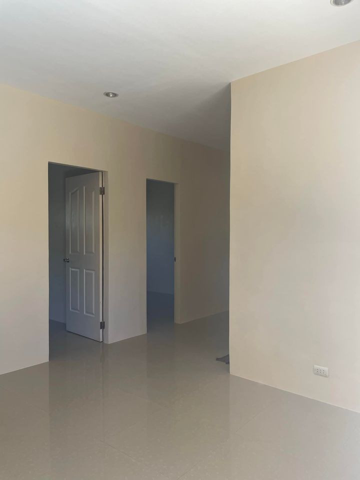 Gallery 5
