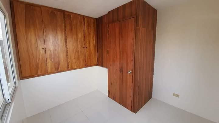 Gallery 5