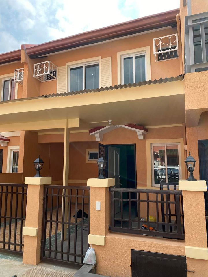 BRAND NEW House for Rent Aventine Taguig