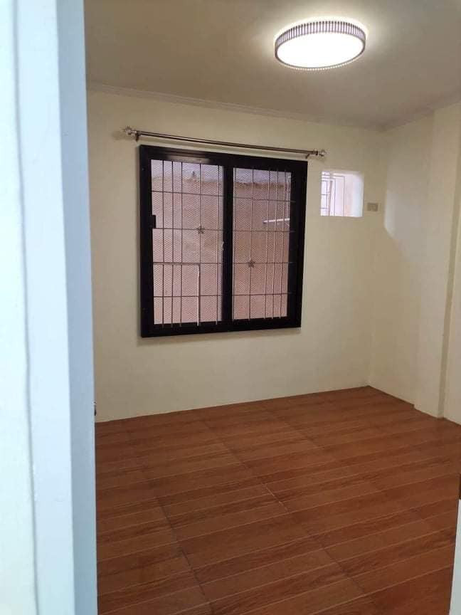 Gallery 2
