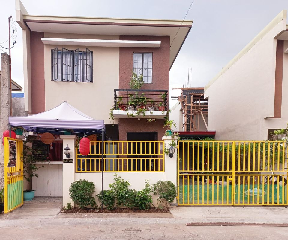 FULLY FURNISHED ROOMS 4 RENT