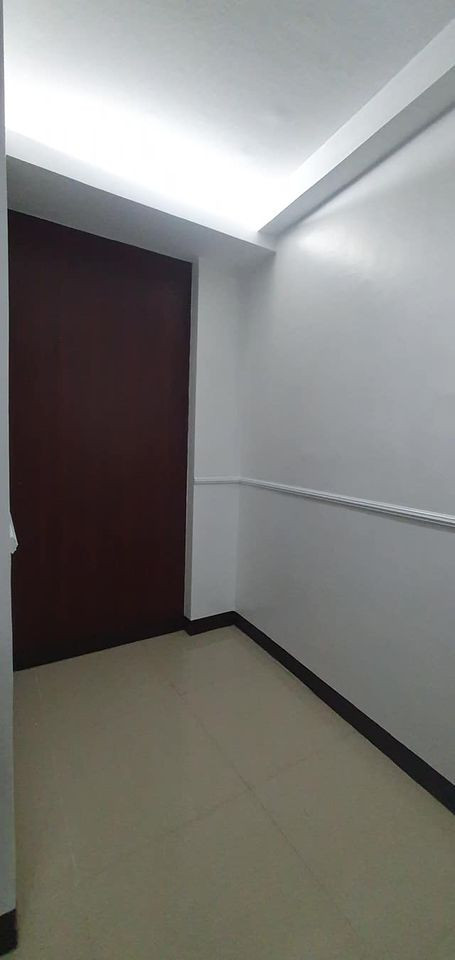 Gallery 2