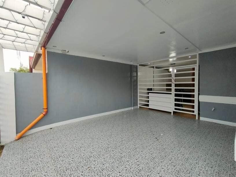 Gallery 2