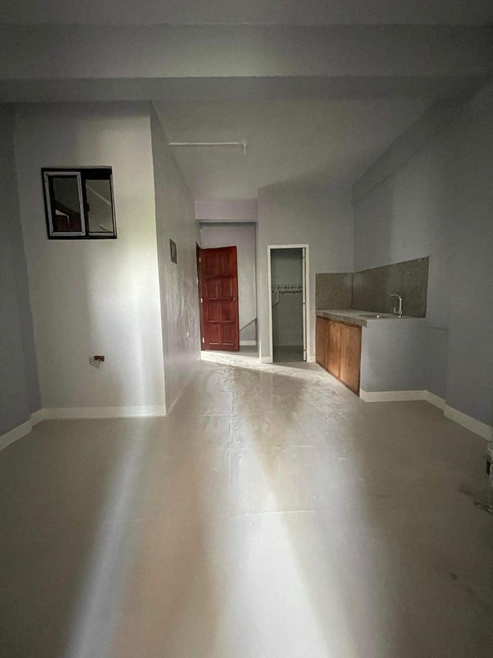 Gallery 5