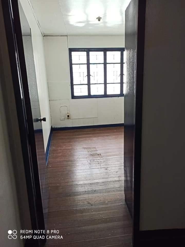 Gallery 5
