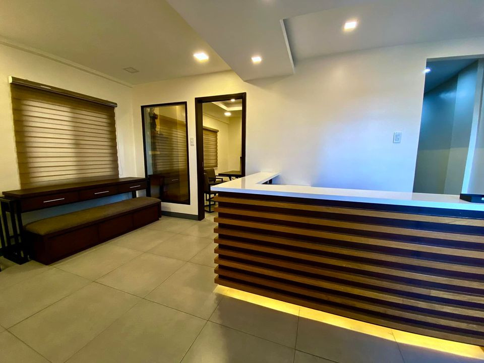 Commercial Unit for Rent