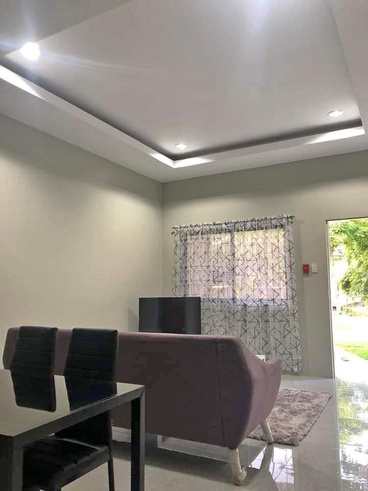 Gallery 2