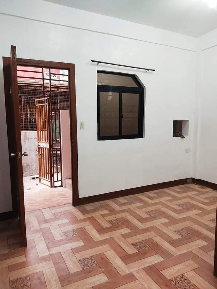 Gallery 5