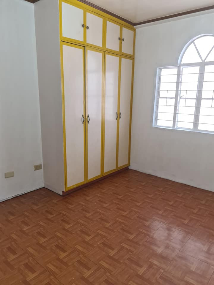 Gallery 4