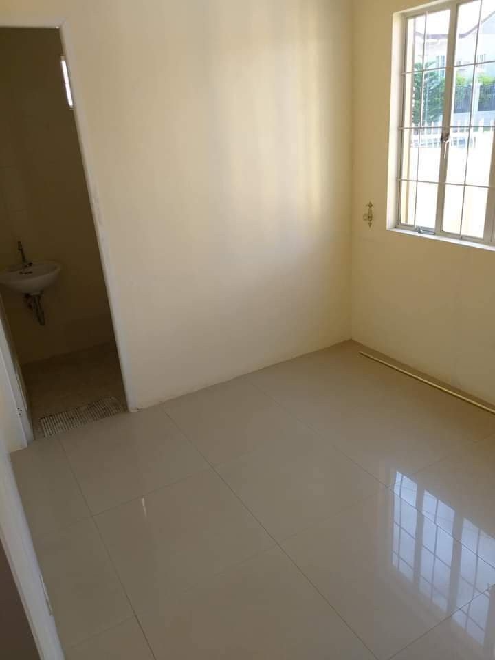 Gallery 5