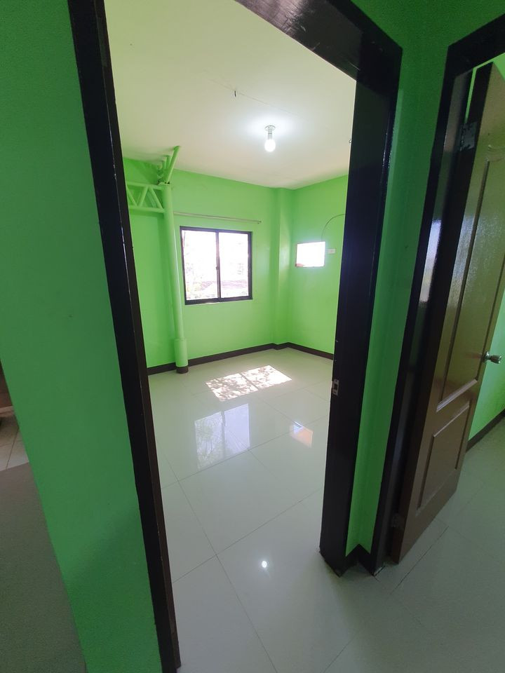 Gallery 4